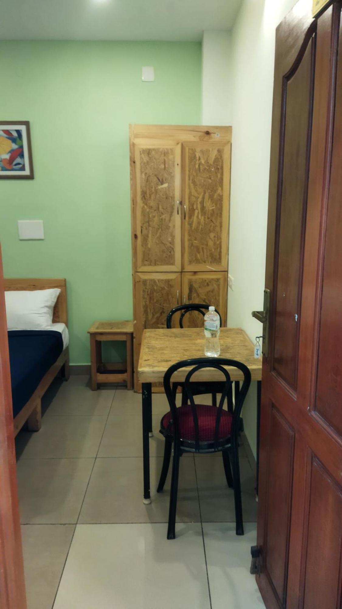 Chaplin Hotel Pondicherry Esterno foto