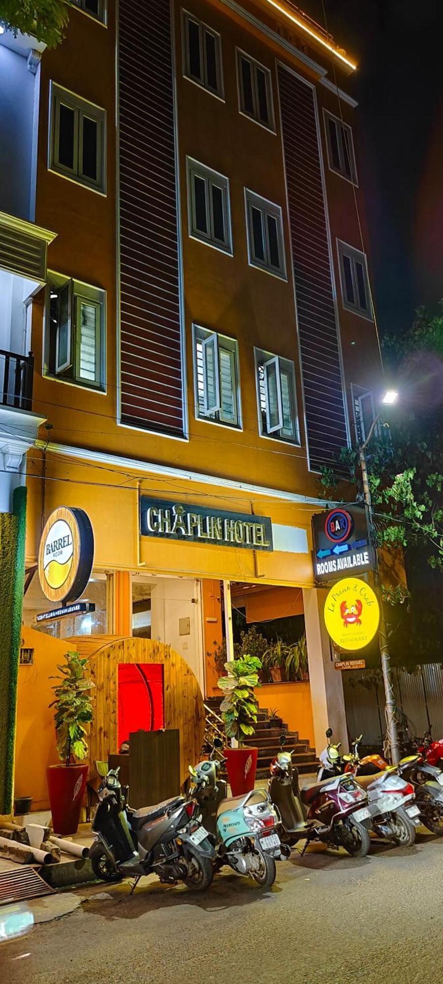 Chaplin Hotel Pondicherry Esterno foto